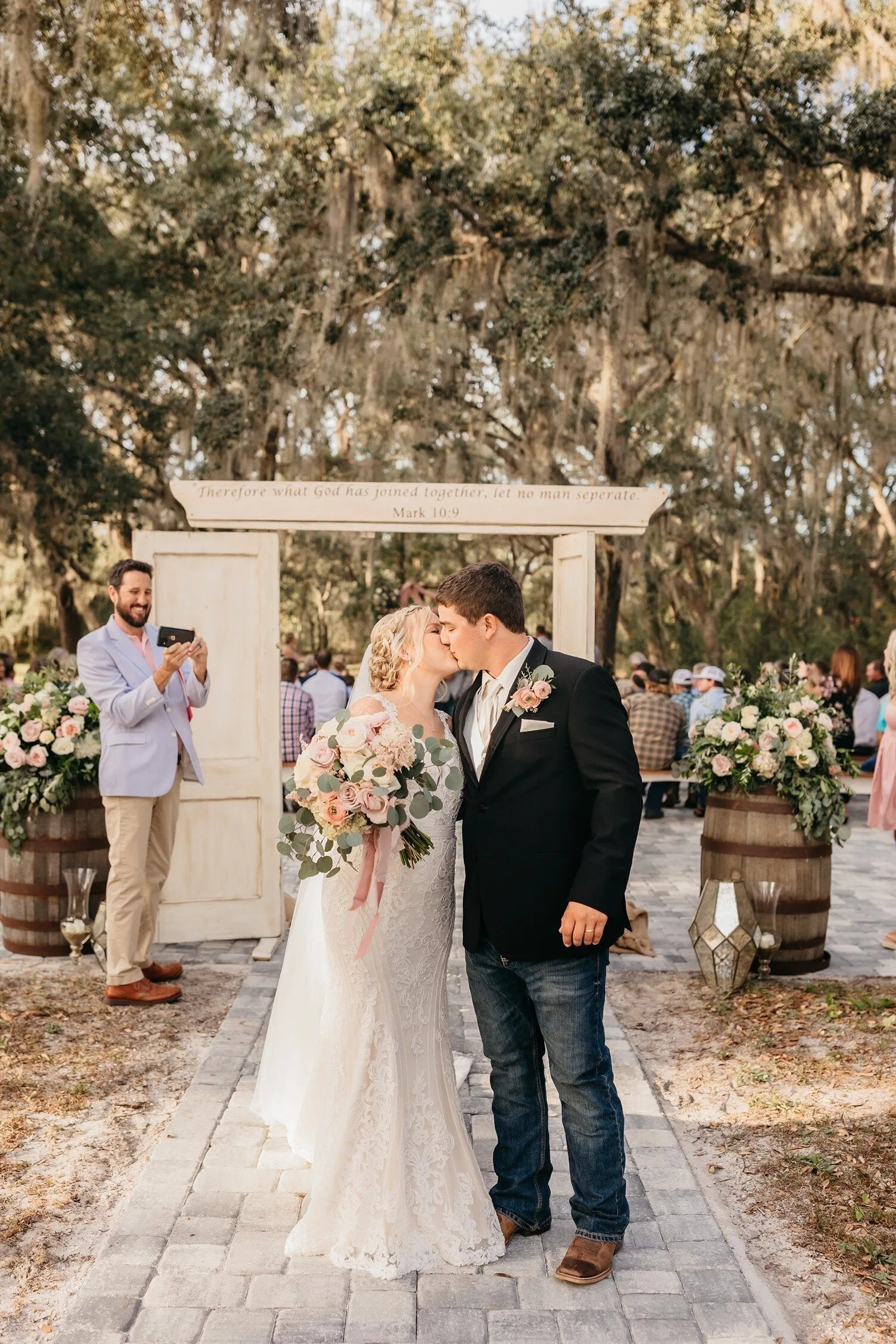 Planning an Outdoor Wedding at Legacy at Oak Meadows Banner